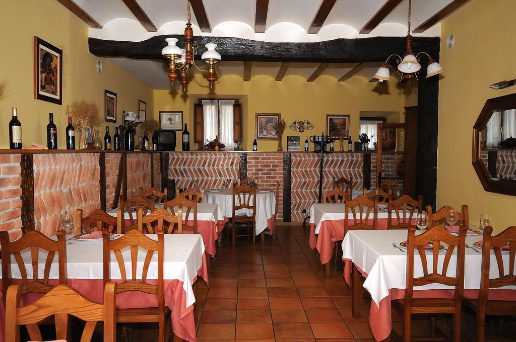 Hotel Ventilla Del Tirabeque Villacomparada de Rueda Exterior foto
